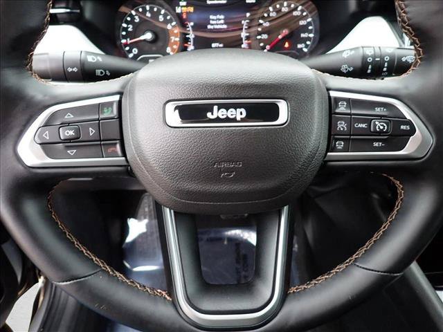 Used 2022 Jeep Compass Limited AWD/4WD image 16
