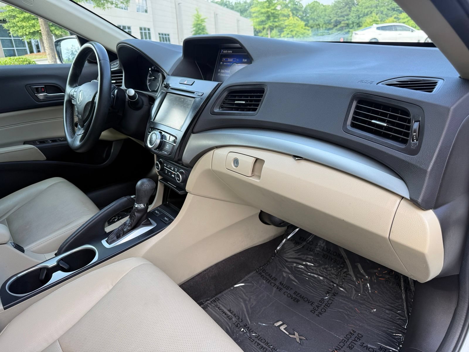 Used 2017 Acura ILX FWD image 24