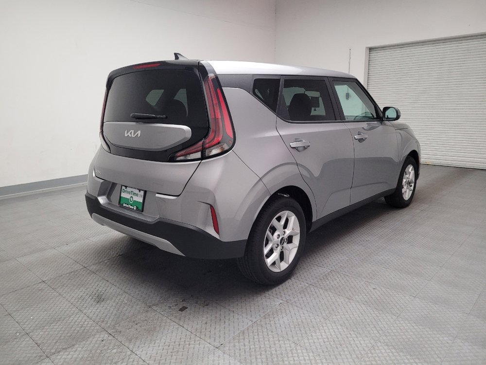Used 2024 Kia Soul LX w/ Option Group 015 image 9