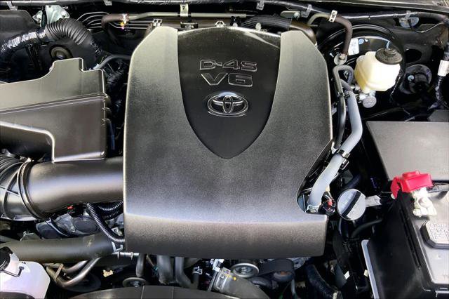 Certified 2023 Toyota Tacoma SR image 32