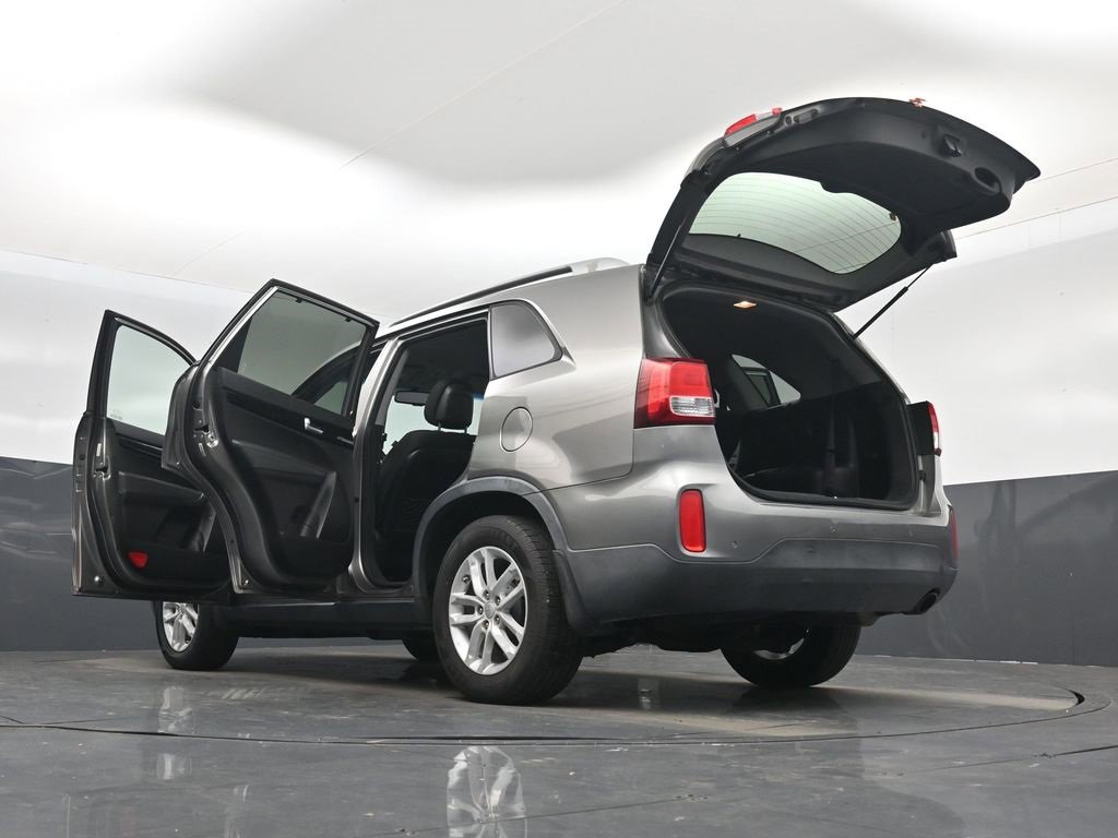 Used 2015 Kia Sorento LX image 54