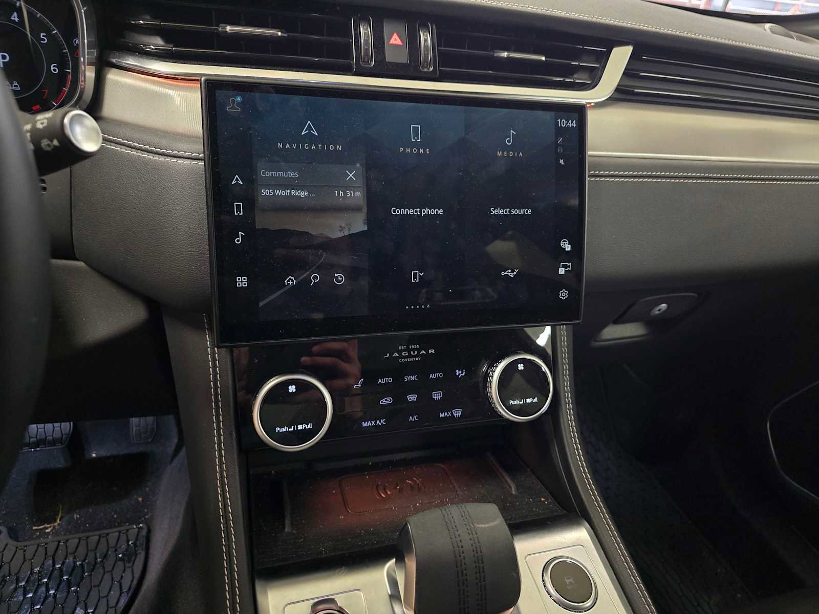 Used 2026 Jaguar F-PACE R-Dynamic S image 30