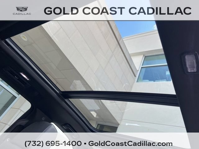 Certified 2024 Cadillac Escalade ESV Premium Luxury w/ LPO, Floor Liner Package AWD/4WD image 9
