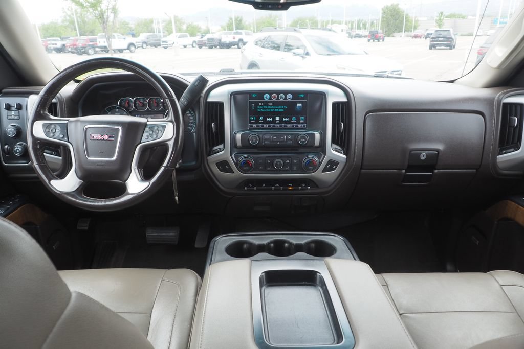 Used 2018 GMC Sierra 1500 SLT w/ SLT Premium Package AWD/4WD image 16