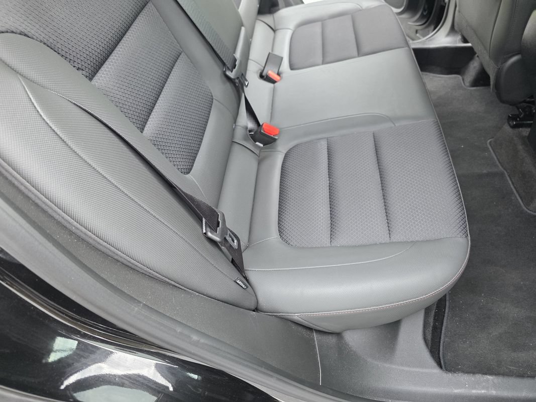 Used 2022 Chevrolet TrailBlazer RS FWD image 16