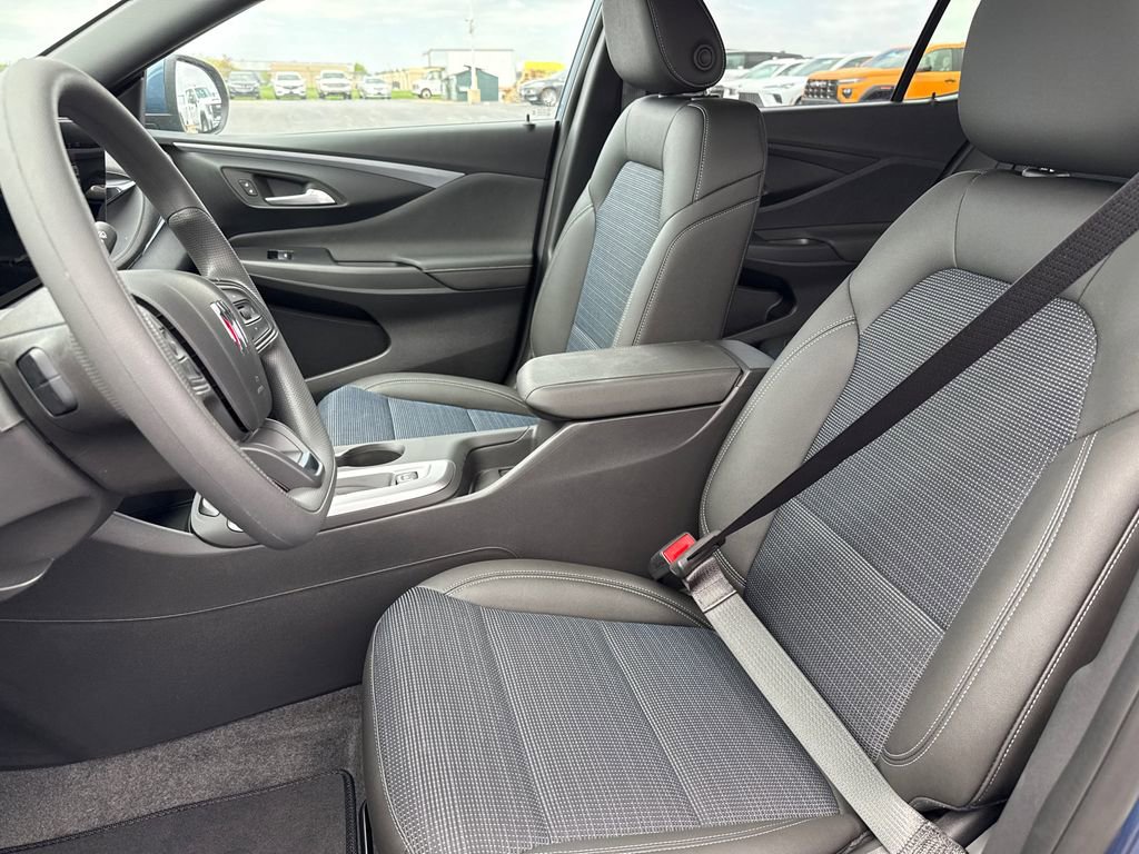 New 2026 Buick Envista Sport Touring FWD image 15