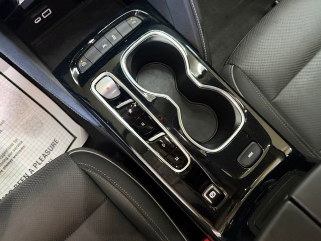 Used 2021 Buick Envision Essence w/ Technology Package I FWD image 36