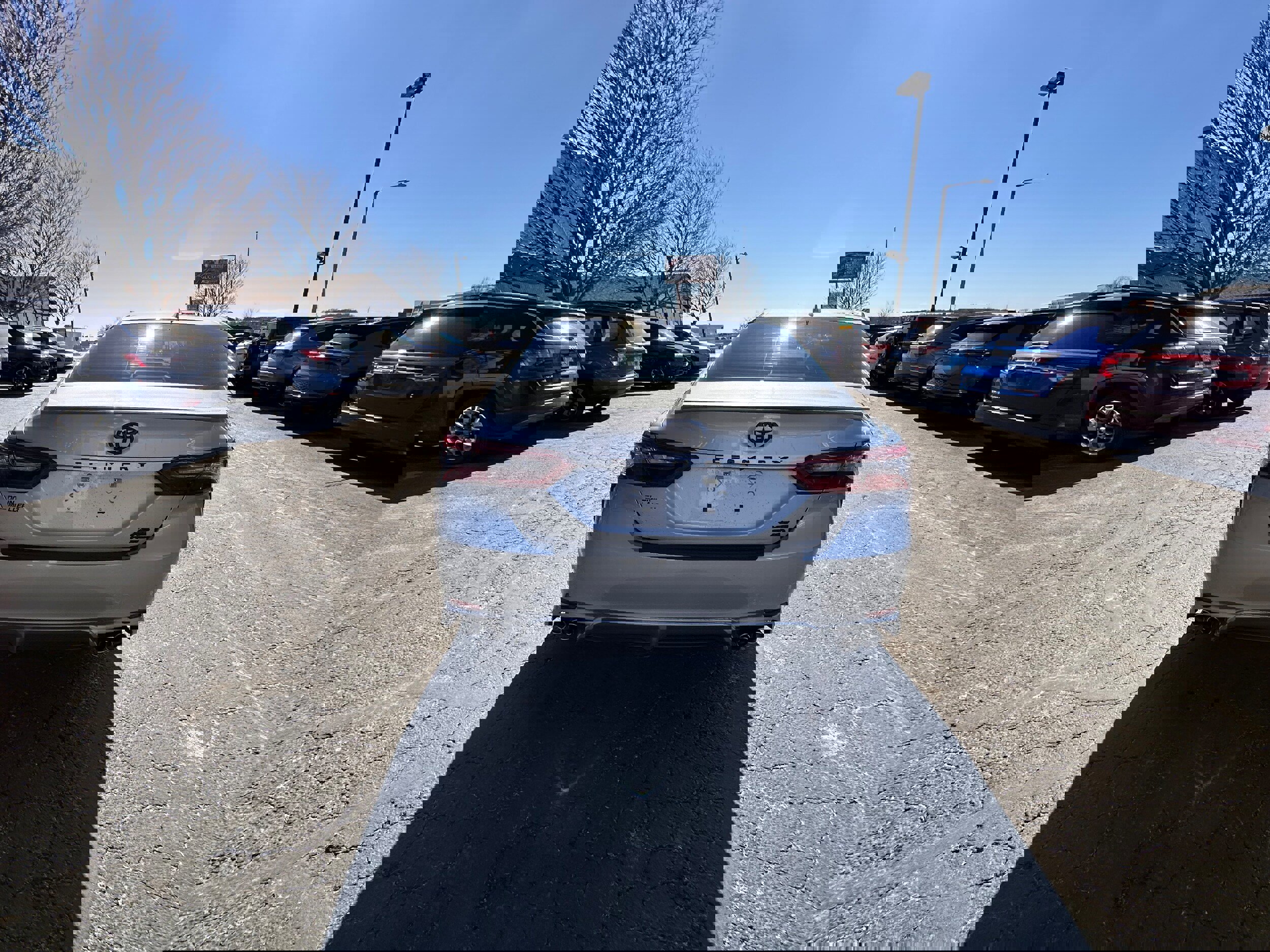 Used 2022 Toyota Camry XSE image 4