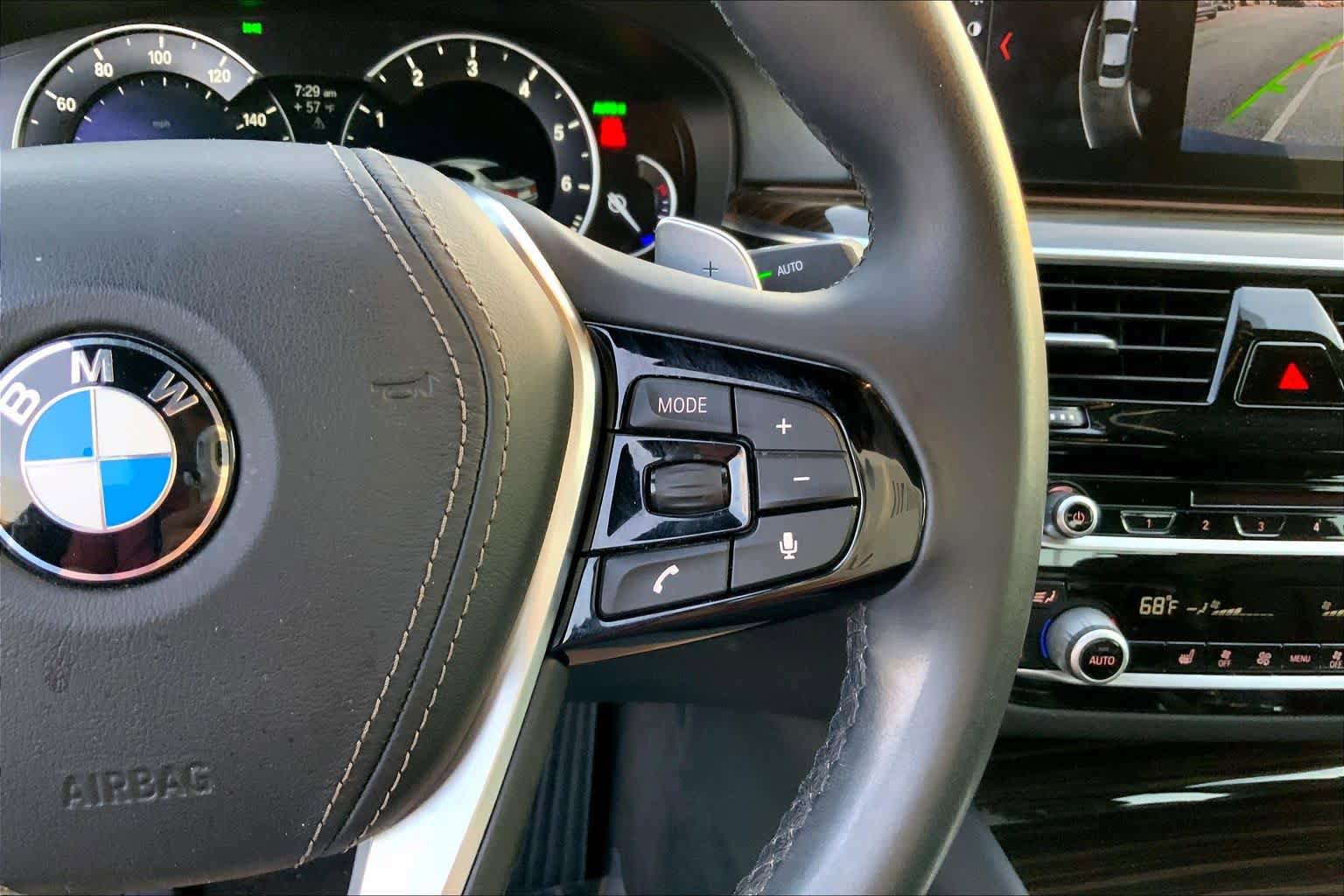 Used 2018 BMW 530i image 24