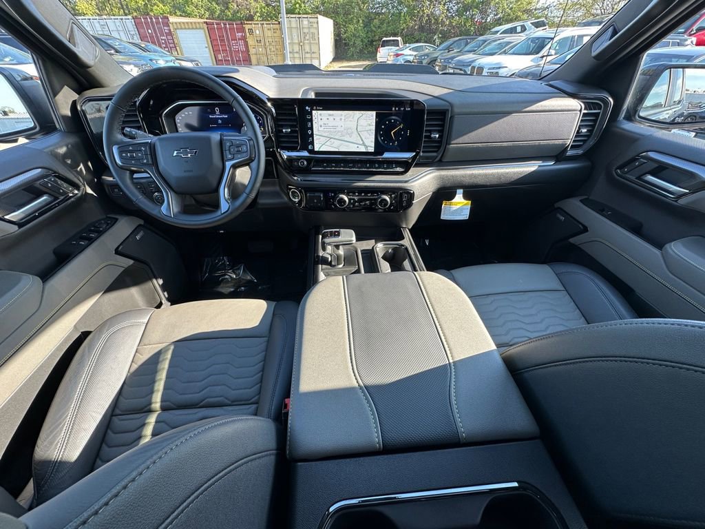 Used 2025 Chevrolet Silverado 1500 ZR2 w/ Technology Package image 25