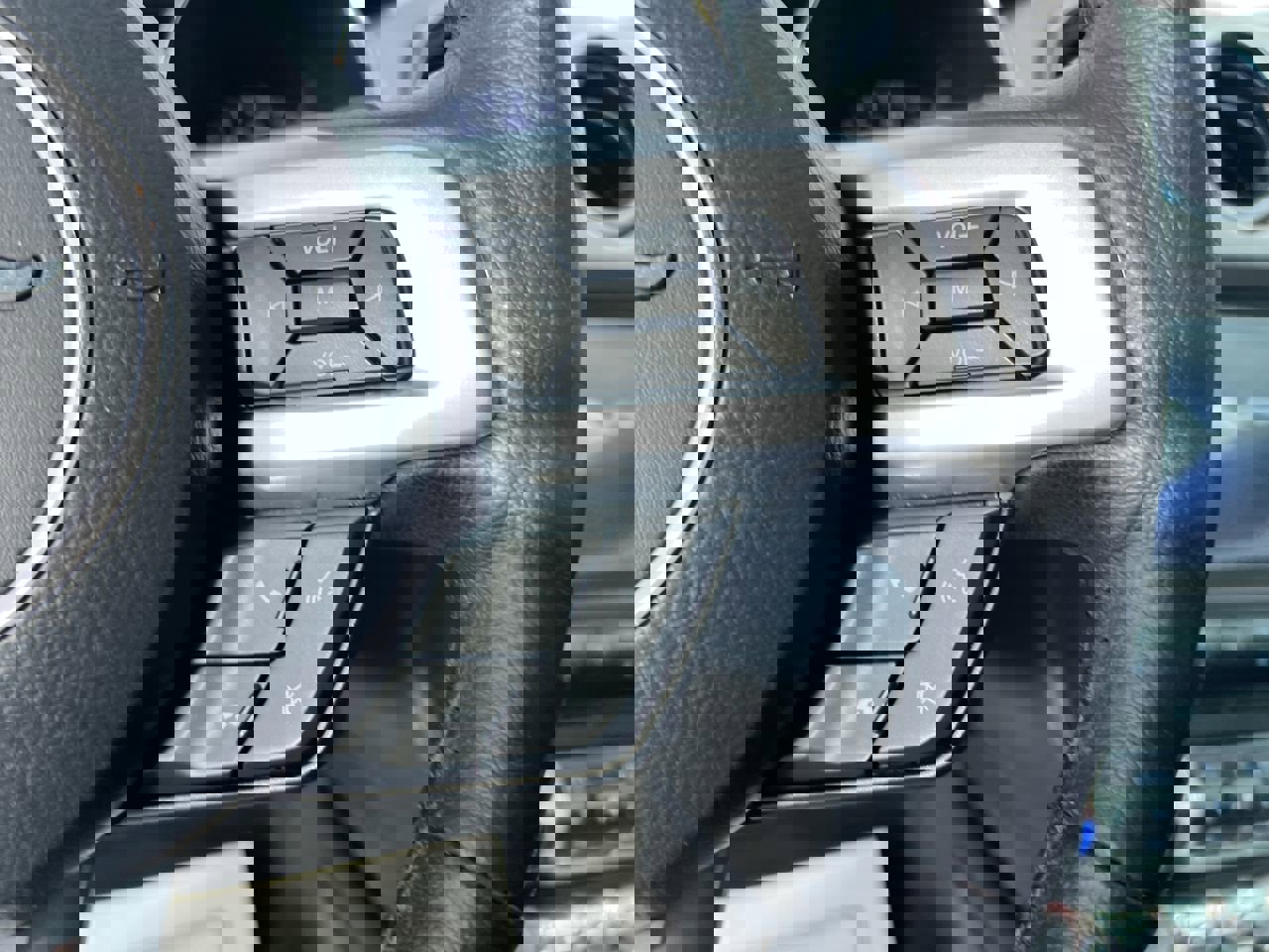 Used 2016 Ford Mustang Premium image 17