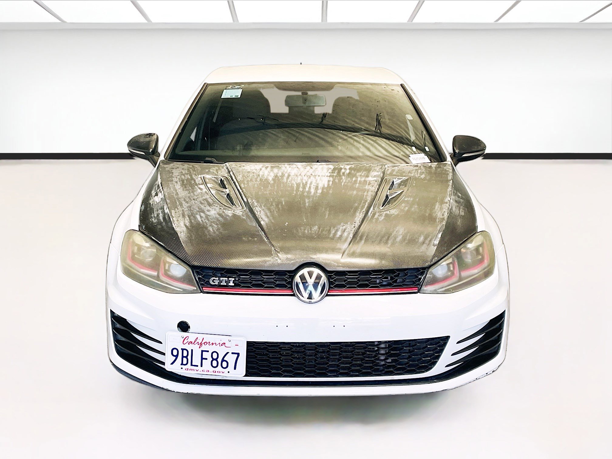 Used 2017 Volkswagen GTI S image 2