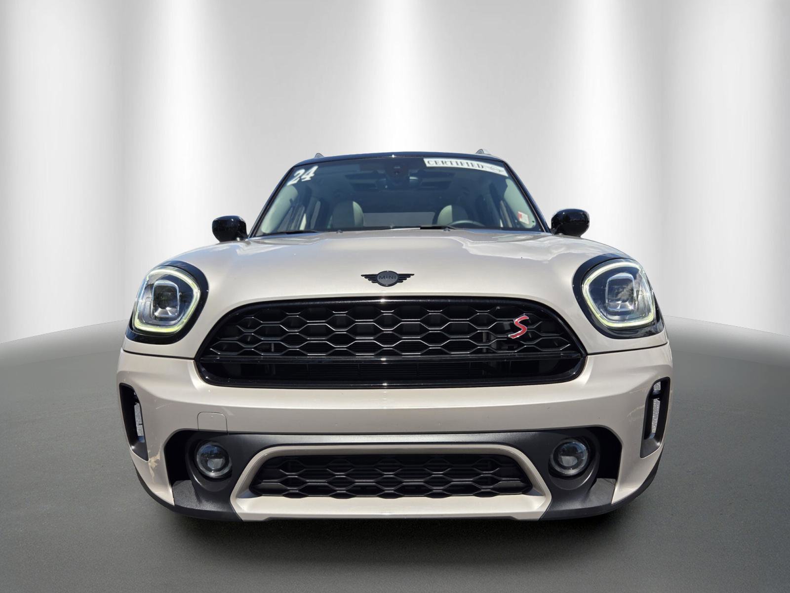 Certified 2024 MINI Cooper Countryman S w/ Signature Upholstery Package FWD image 2