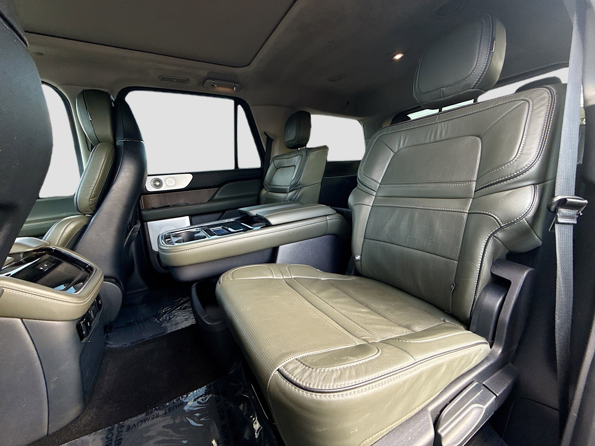 Used 2023 Lincoln Navigator Black Label image 22