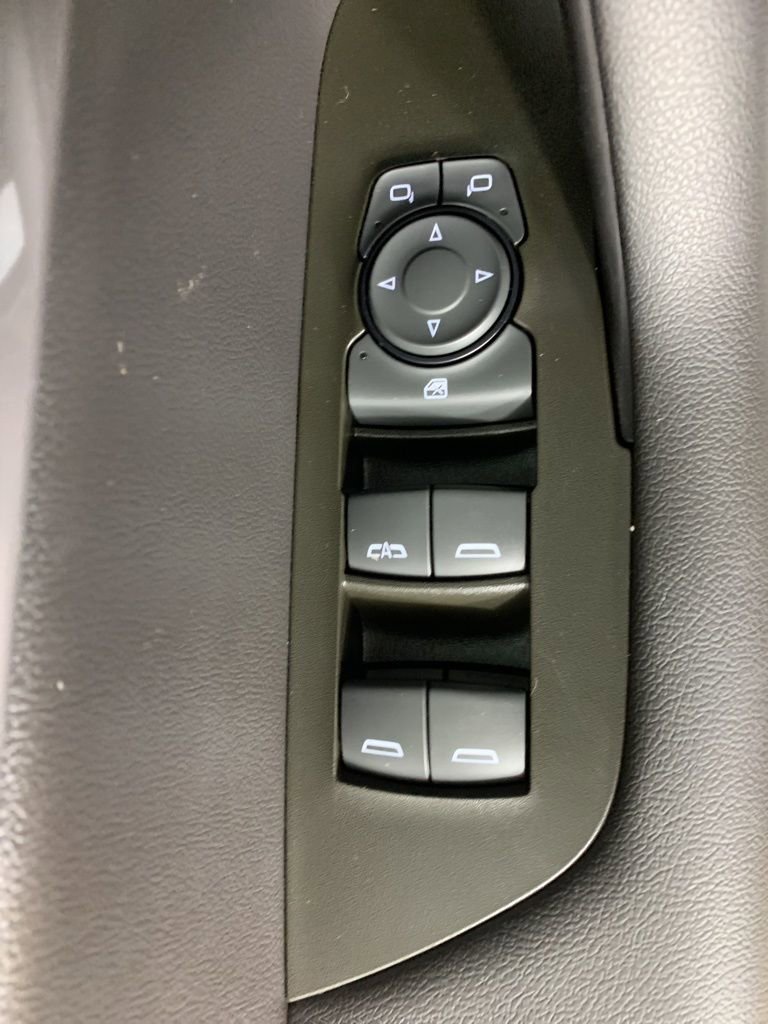 Used 2023 Chevrolet Blazer LT image 17