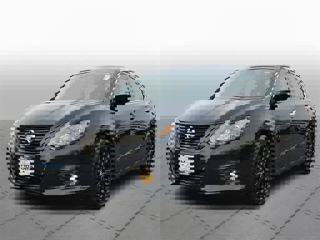 Used 2018 Nissan Altima 2.5 SR w/ SR Midnight Edition