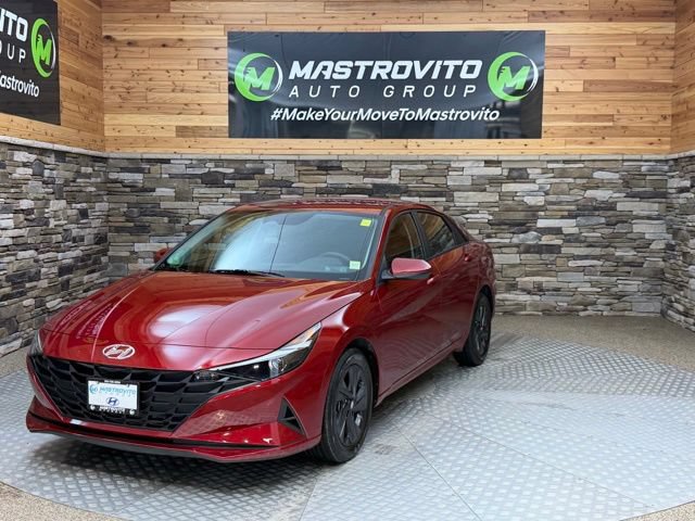 Certified 2023 Hyundai Elantra SEL w/ Cargo Package FWD image 4