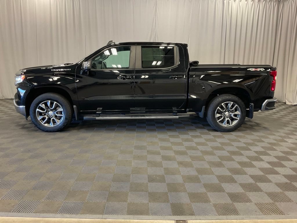 Used 2023 Chevrolet Silverado 1500 LT w/ Safety Package AWD/4WD image 8