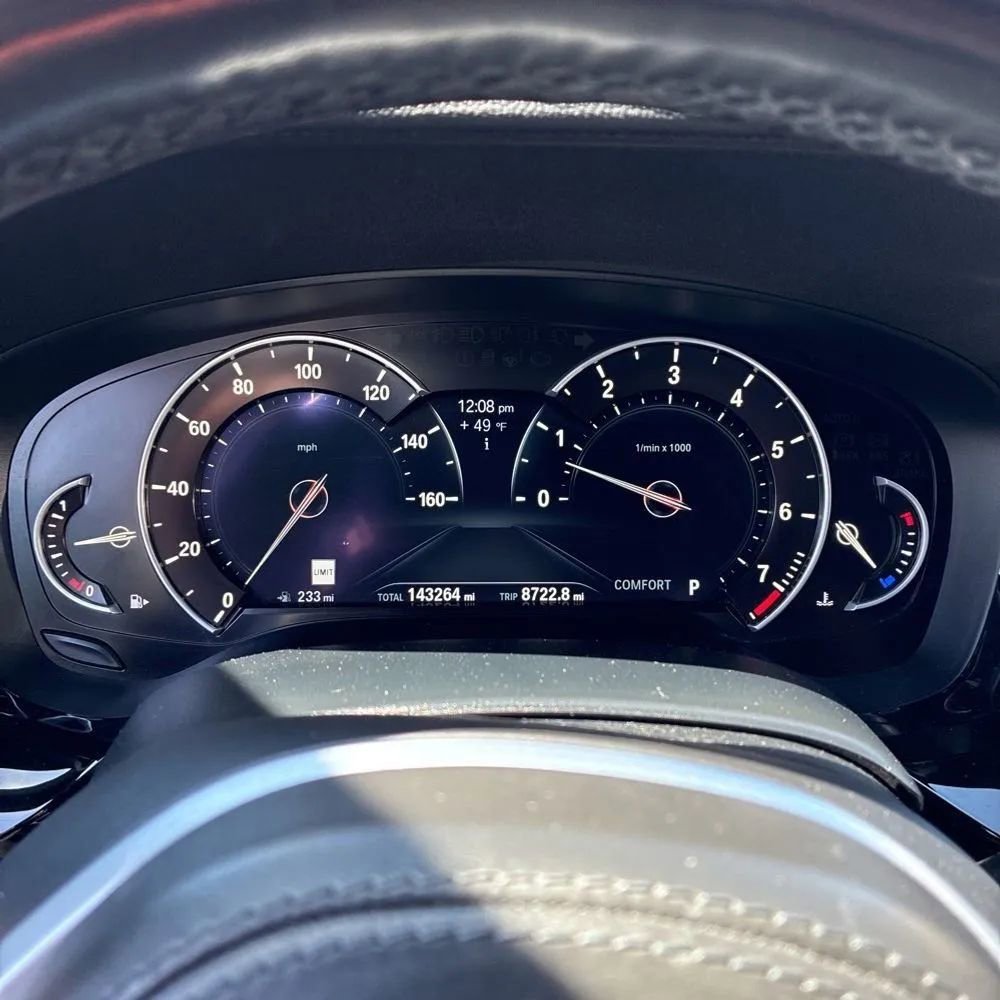 Used 2018 BMW 540i xDrive AWD/4WD image 28