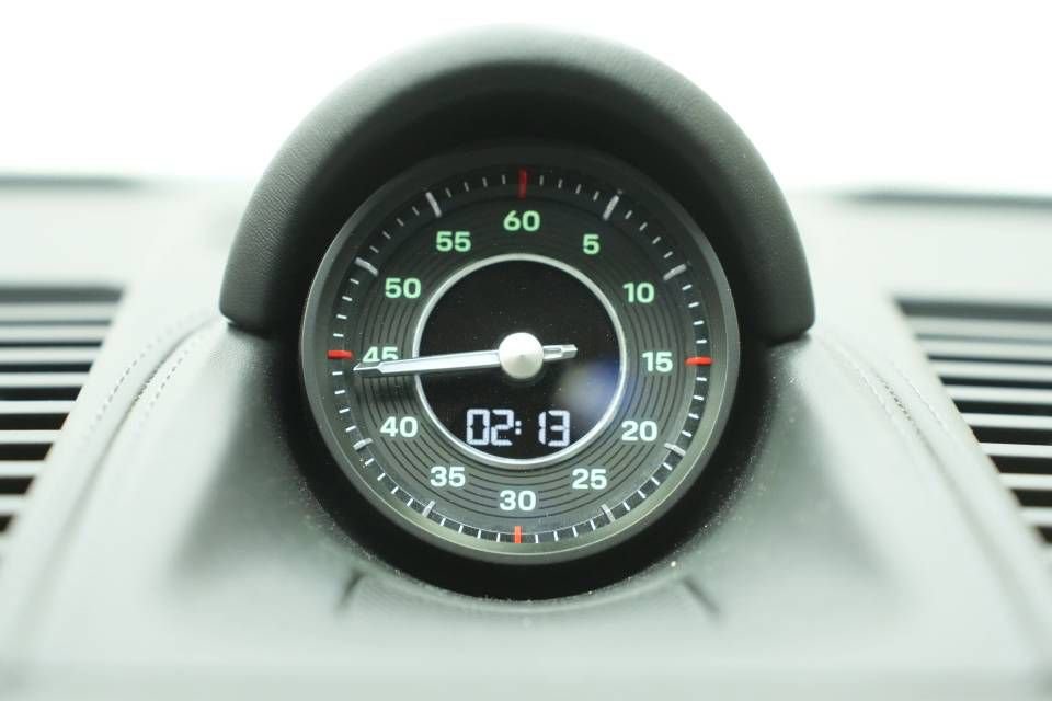 Certified 2023 Porsche 911 Sport Classic RWD image 38