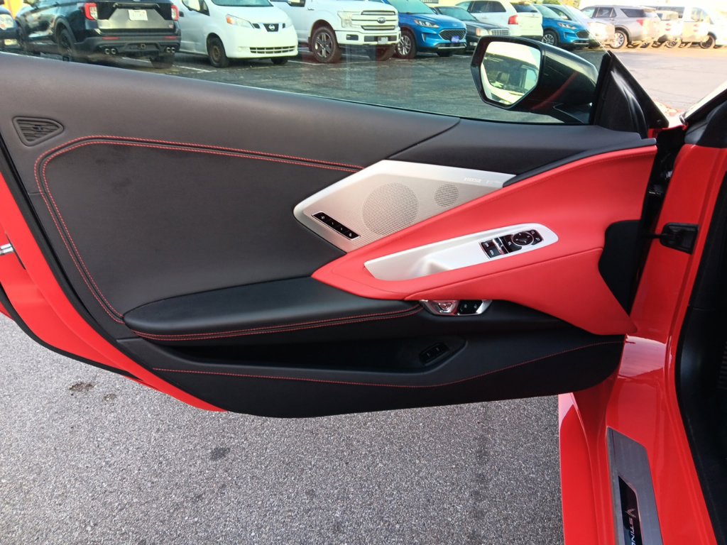 Used 2020 Chevrolet Corvette Stingray Preferred Cpe w/ 2LT Preferred Equipment Group RWD image 24