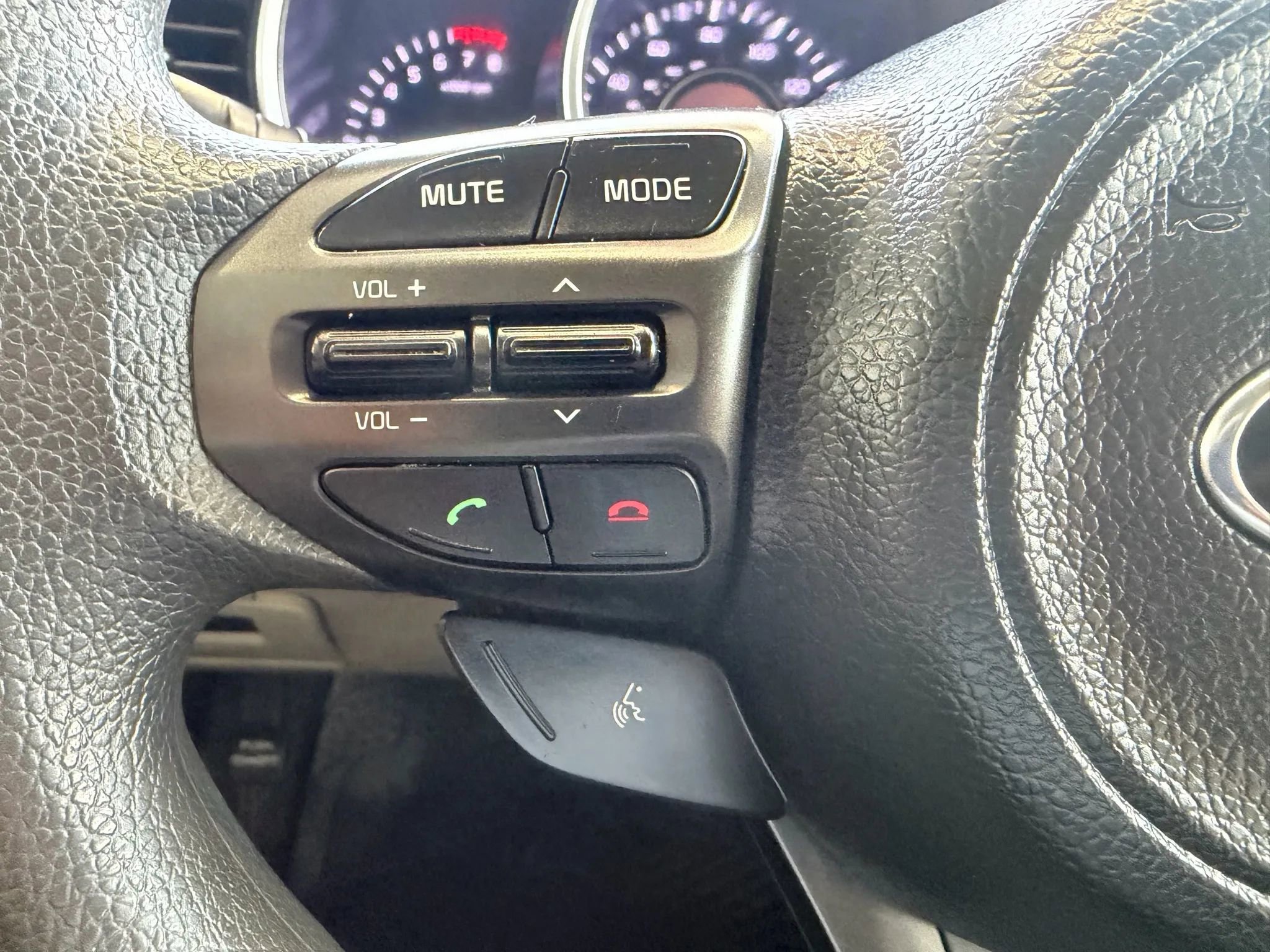 Used 2015 Kia Optima LX FWD image 13