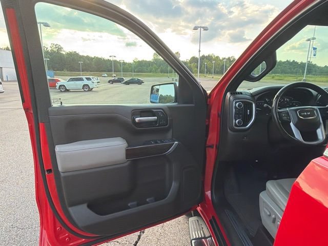 Used 2021 GMC Sierra 1500 SLT AWD/4WD image 19