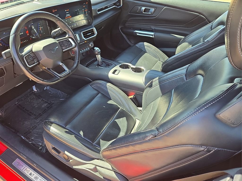 Used 2024 Ford Mustang Premium image 15