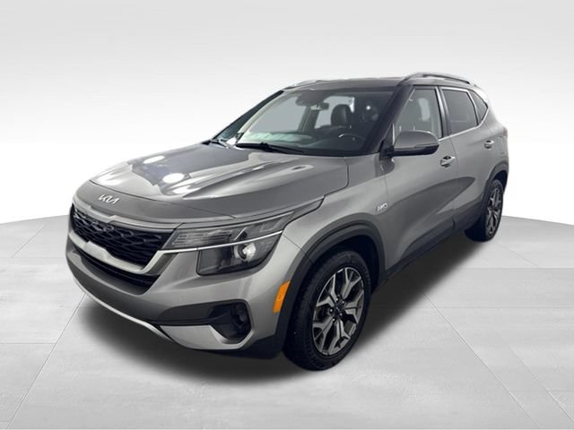 Used 2022 Kia Seltos EX AWD/4WD image 3