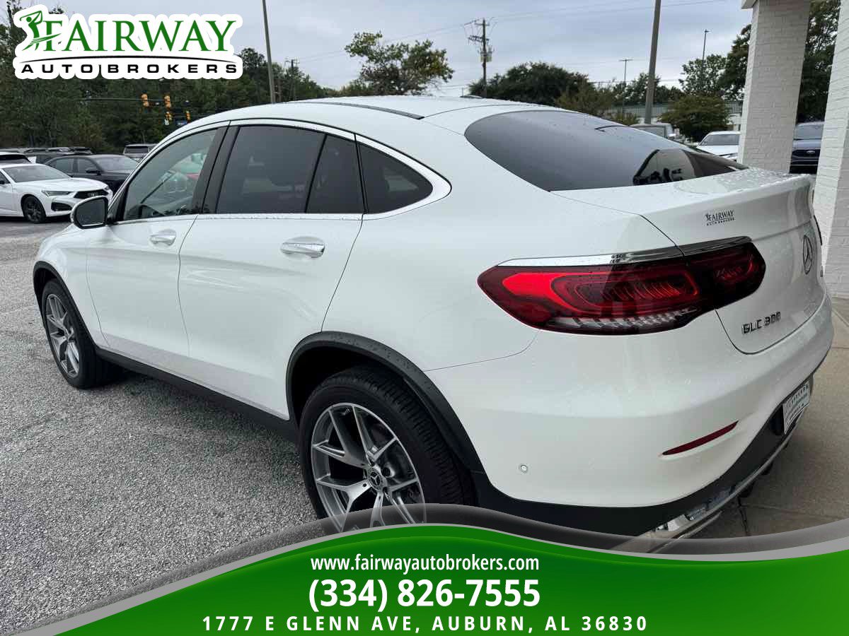 Used 2023 Mercedes-Benz GLC 300 4MATIC Coupe image 8