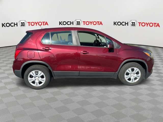 Used 2017 Chevrolet Trax LS image 9