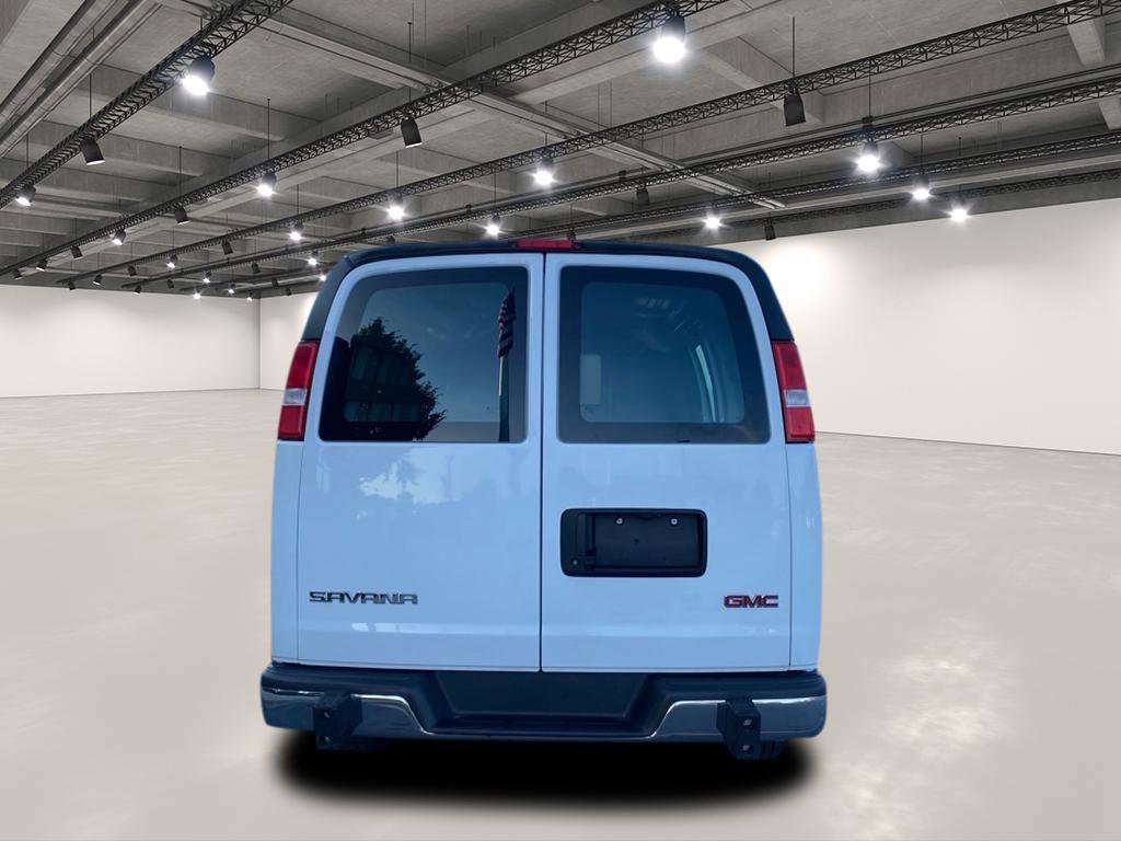 Used 2023 GMC Savana 2500 w/ Driver Convenience Package image 6