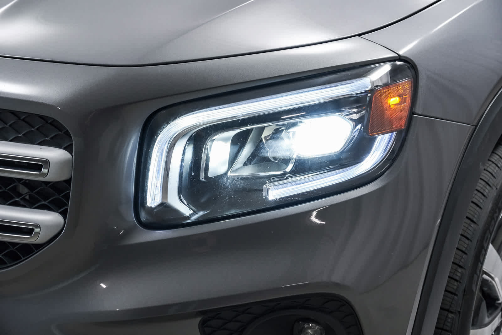 Used 2022 Mercedes-Benz GLB 250 image 12