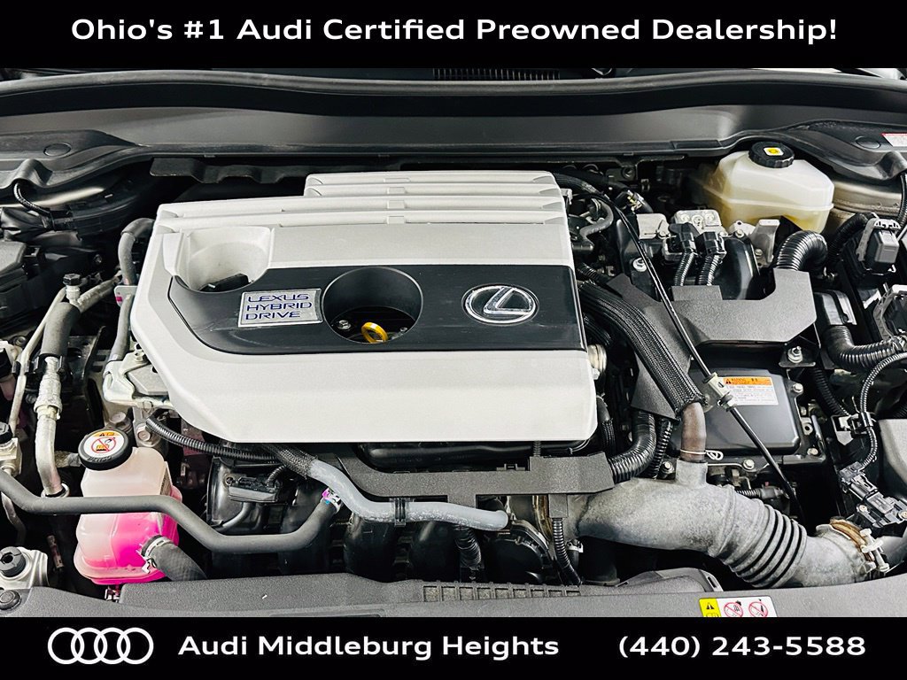 Used 2020 Lexus UX 250h w/ Premium Package AWD/4WD image 32