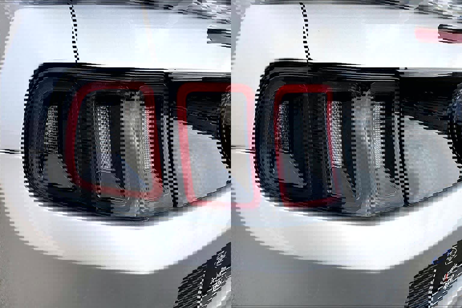 Used 2013 Ford Mustang GT image 28