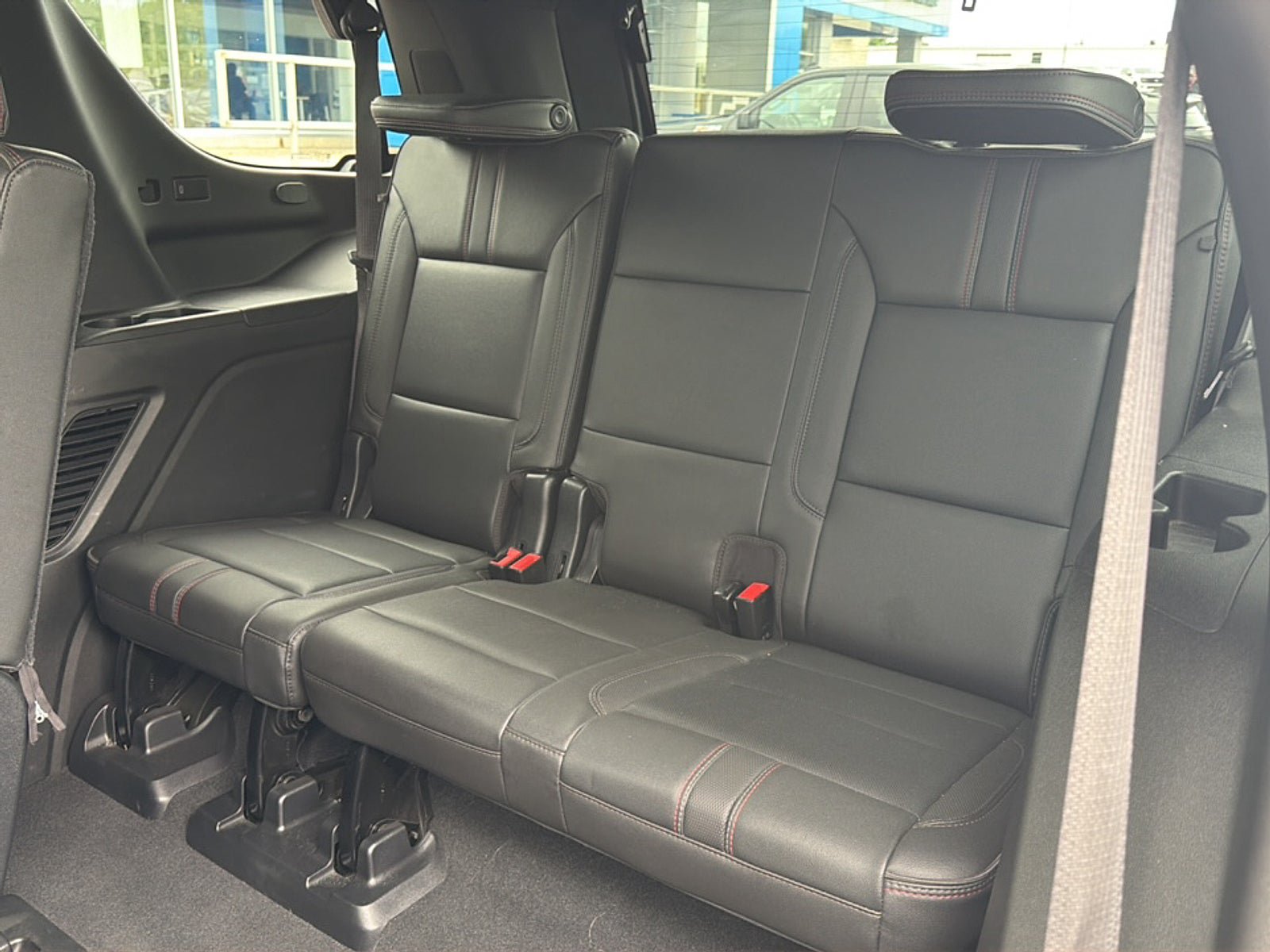 Used 2021 Chevrolet Tahoe RST w/ Rear Media and Nav Package AWD/4WD image 17