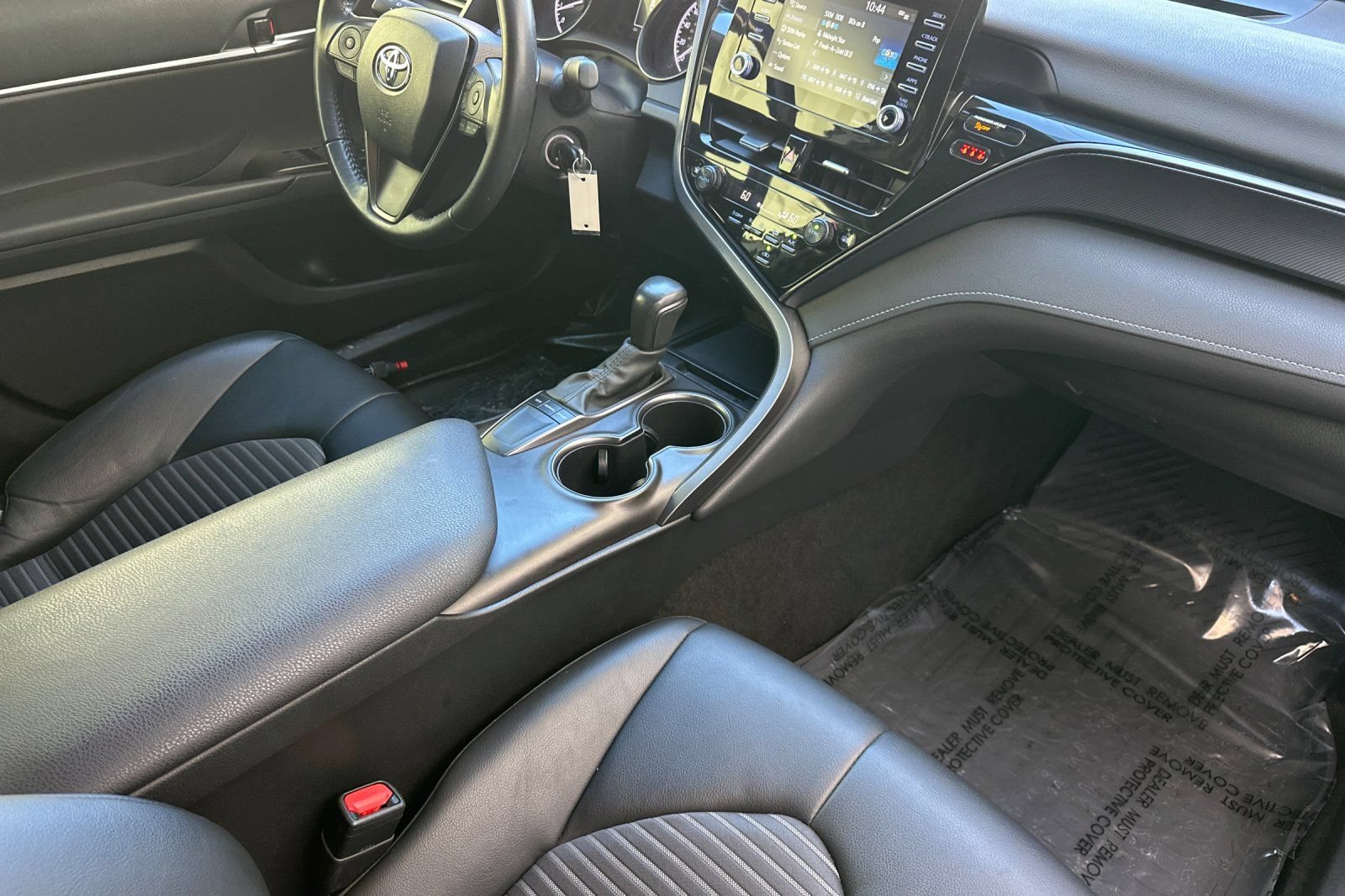 Certified 2022 Toyota Camry SE FWD image 12