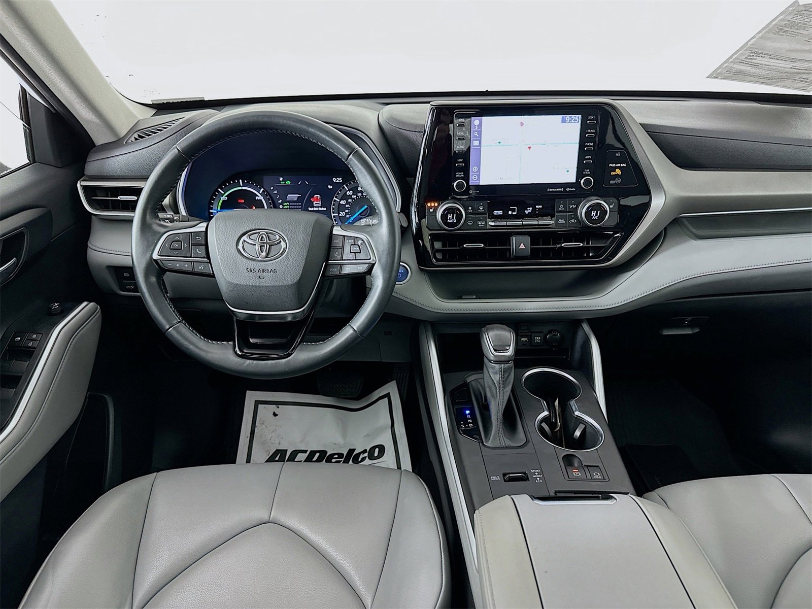 Certified 2021 Toyota Highlander XLE image 23