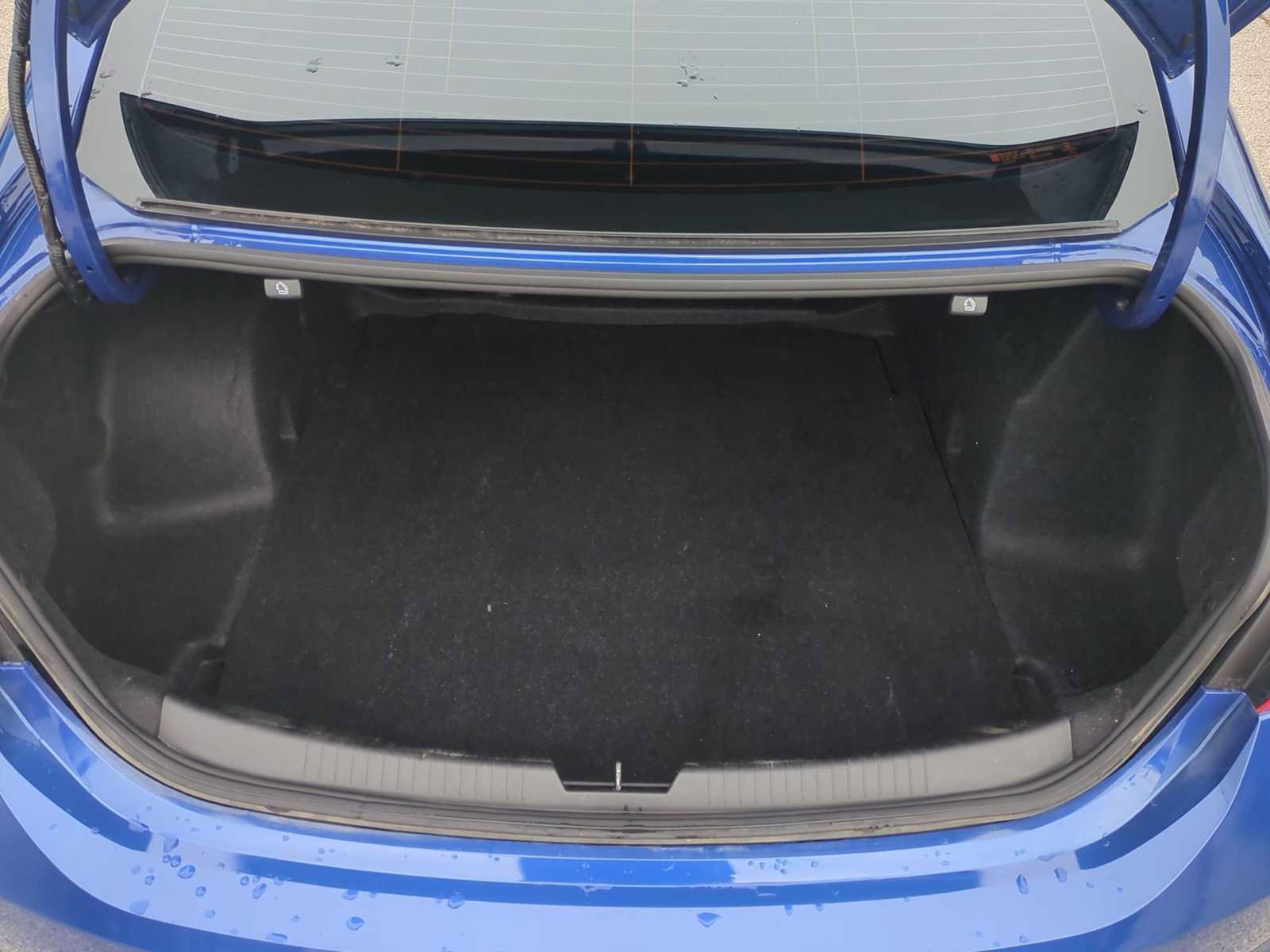 Used 2023 Chevrolet Malibu LT FWD image 27