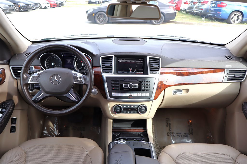 Used 2015 Mercedes-Benz GL 320 BlueTEC 4MATIC image 12