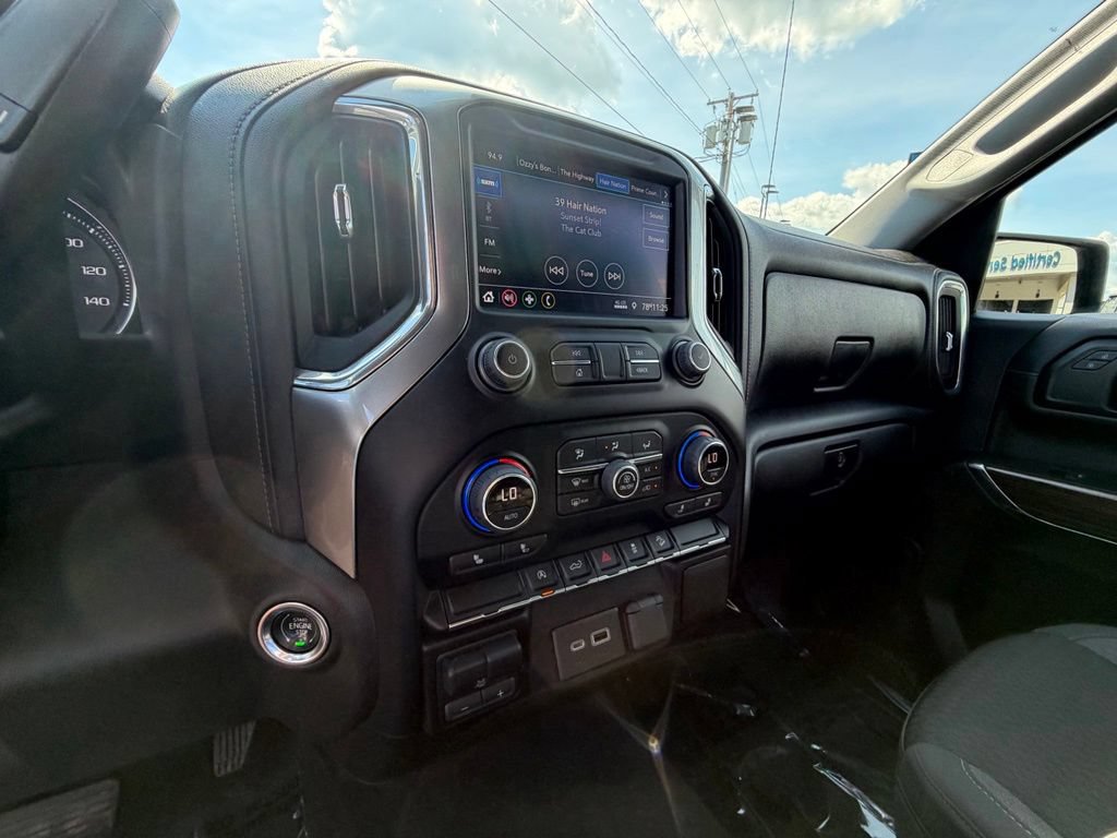 Used 2021 Chevrolet Silverado 1500 RST w/ Z71 Off-Road Package AWD/4WD image 19