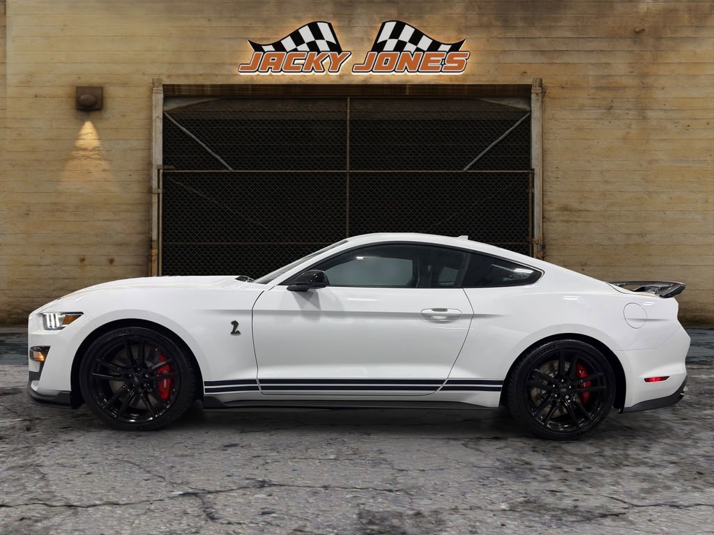 Used 2021 Ford Mustang Shelby GT500 w/ Technology Package RWD video 2