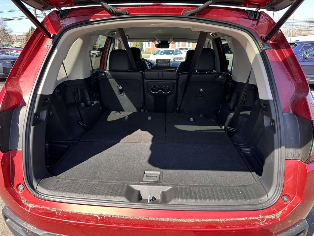 Used 2025 Honda Pilot EX-L image 7