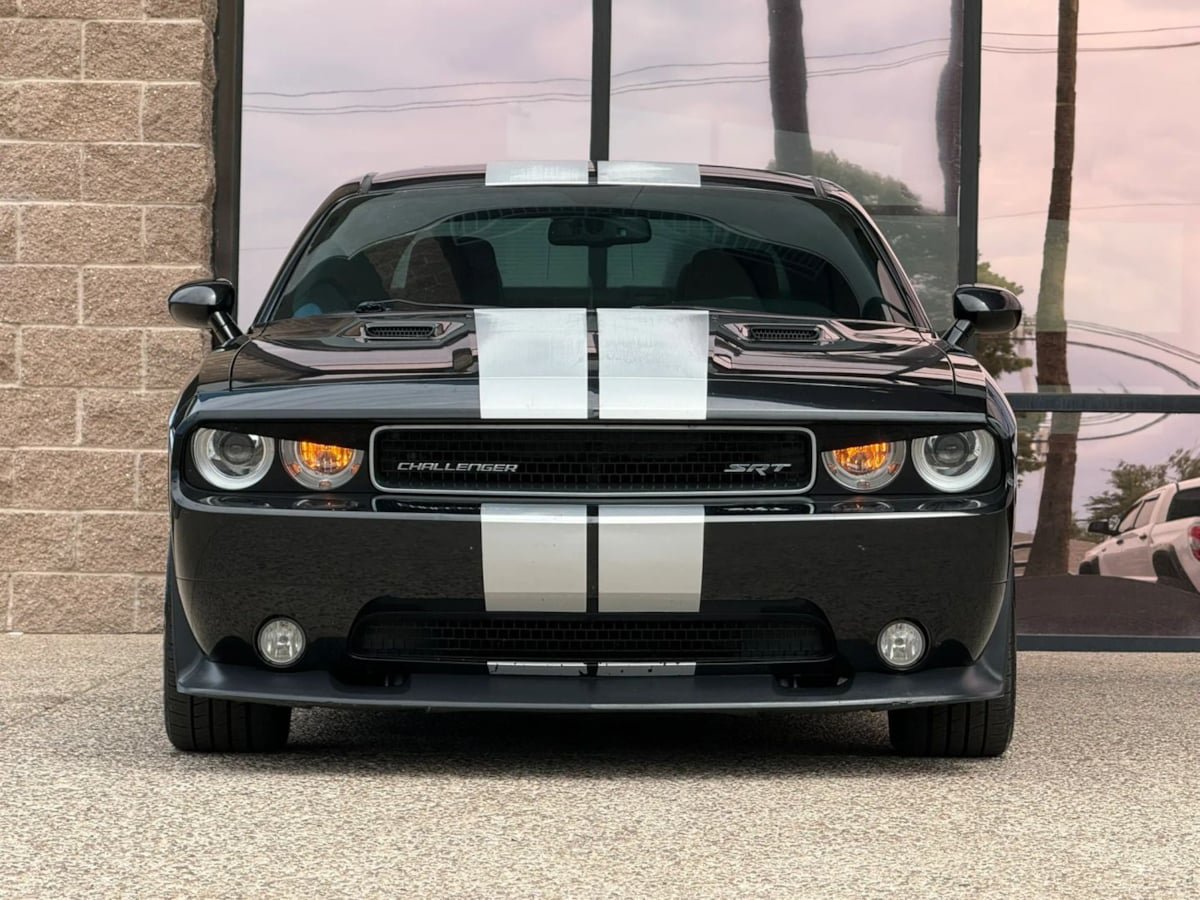 Used 2013 Dodge Challenger SRT8 w/ Harman Kardon Audio Group RWD image 20