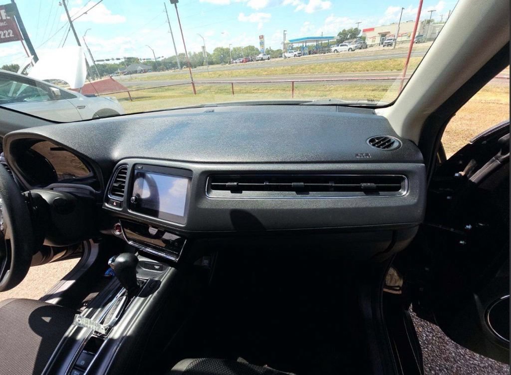 Used 2022 Honda HR-V EX image 9