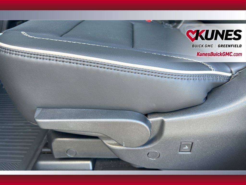New 2026 GMC Acadia Denali w/ Super Cruise Package image 36