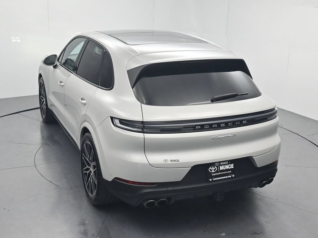 Used 2025 Porsche Cayenne S AWD/4WD image 60