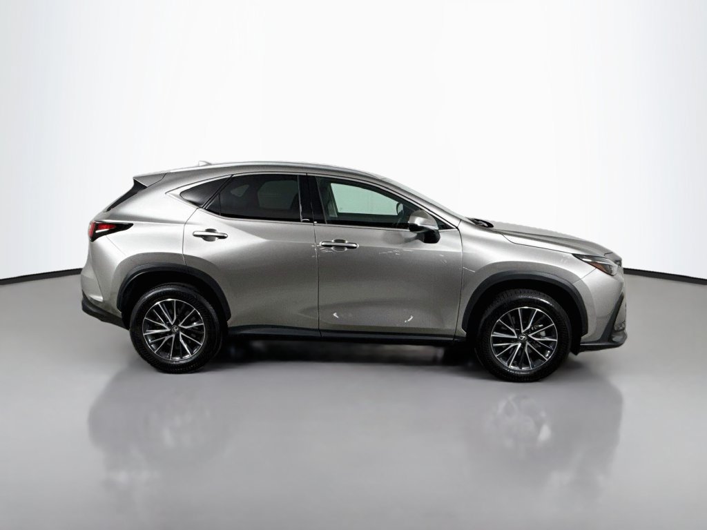 Certified 2025 Lexus NX 250 FWD w/ Accessory Package (Z1) image 4