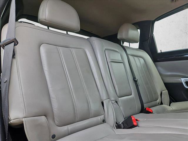 Used 2014 Chevrolet Captiva Sport LTZ FWD image 27