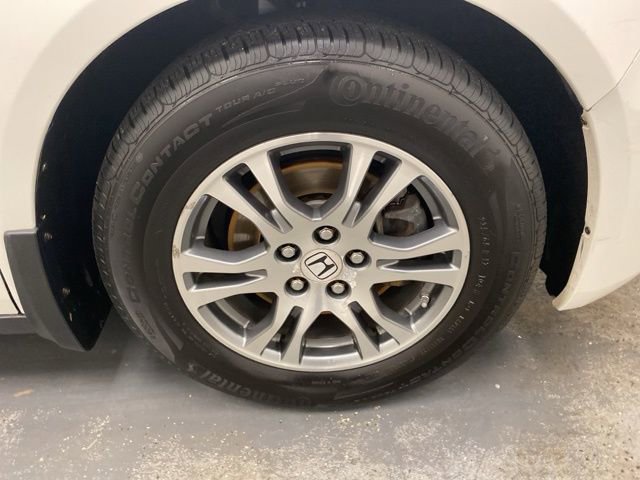 Used 2013 Honda Odyssey EX-L image 32
